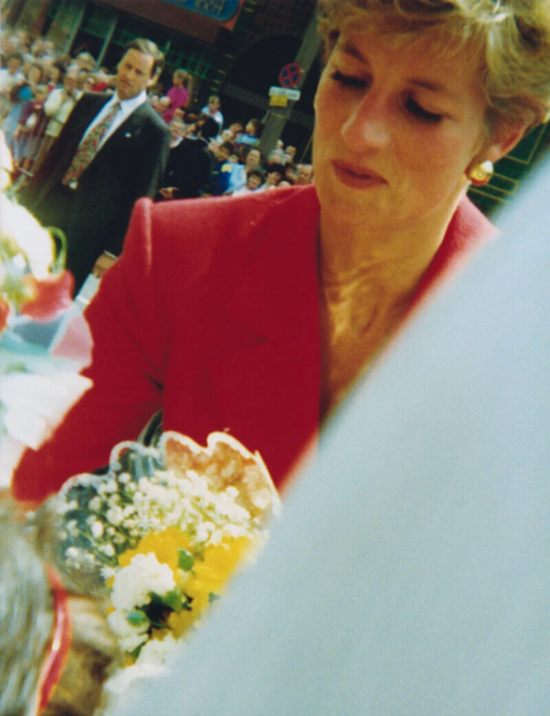 Photo Exclusive: Princess Diana’s Compassionate Visit
