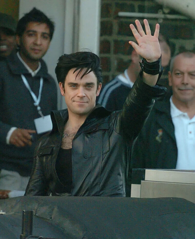 Robbie Williams Promo Video at the Belle Vue Pub