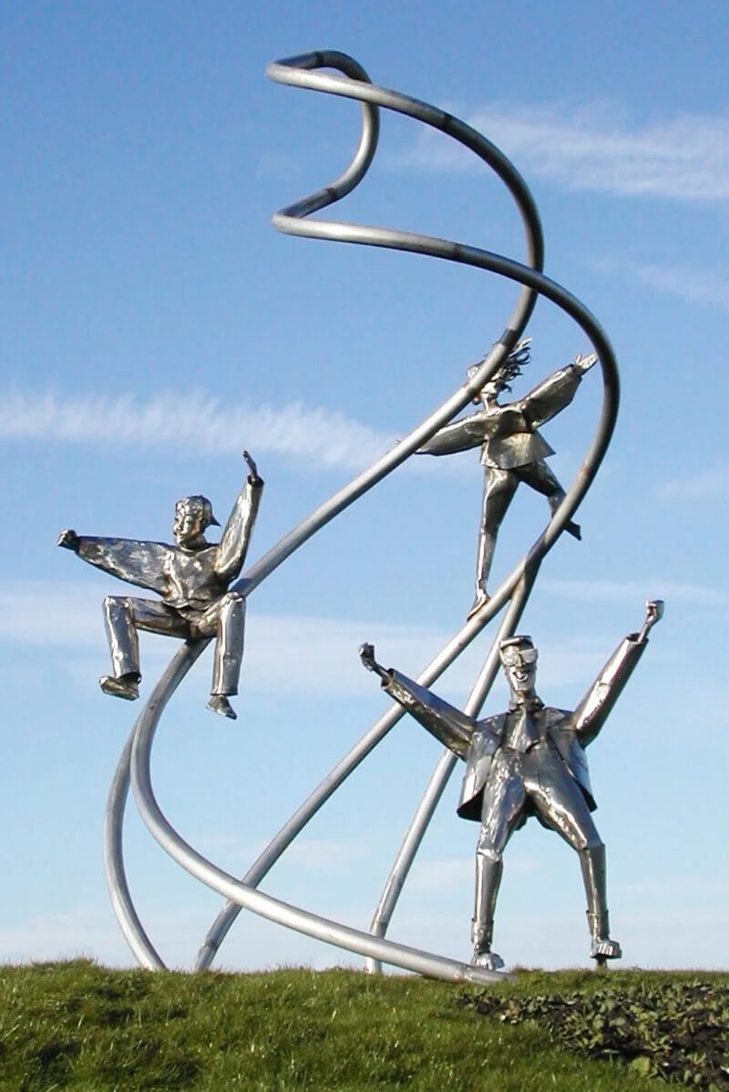 Helter Skelter M55 Roundabout Sculpture