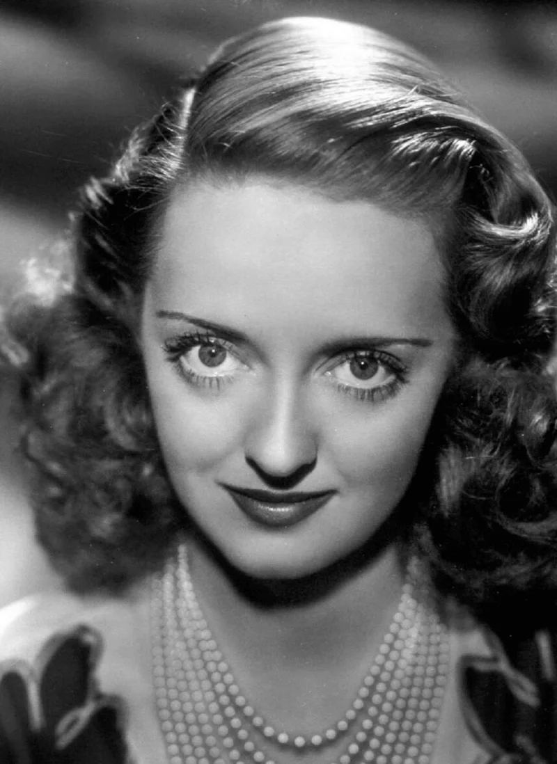 Bette Davis Escapes to Blackpool
