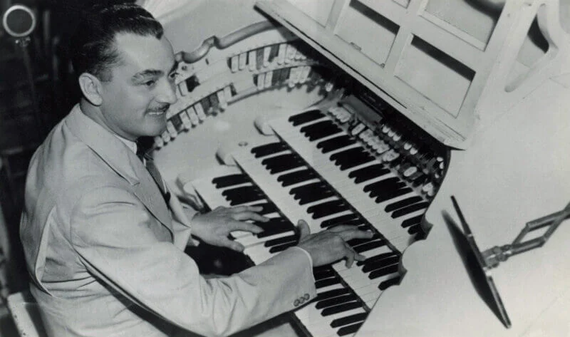 Reginald Dixon – Renown Wurlitzer Organist