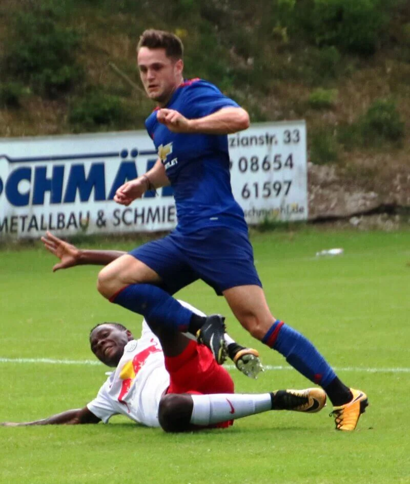 Blackpool’s Joe Riley Plays for Manchester United