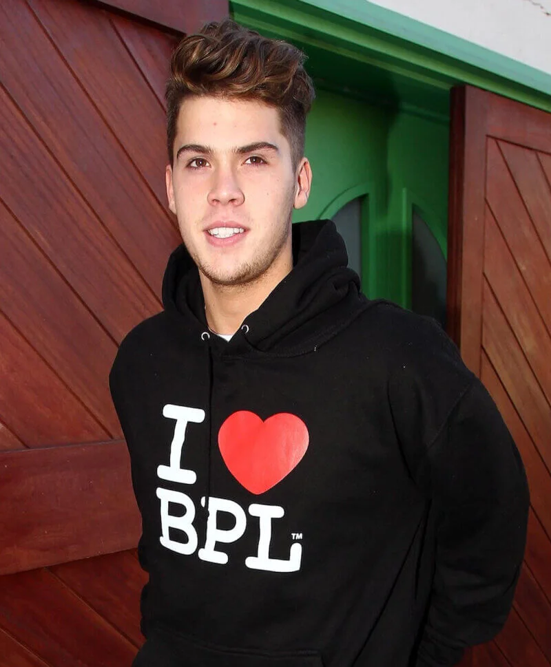 Aiden Grimshaw Gets into X-Factor