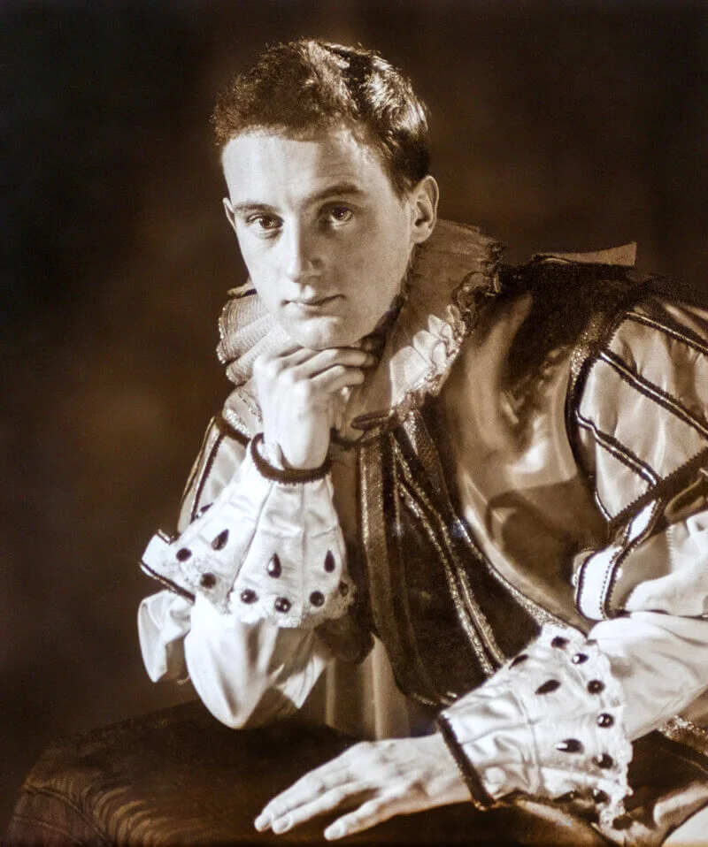 Michael Harvey Teacher, Actor and Writer Arrives in Blackpool